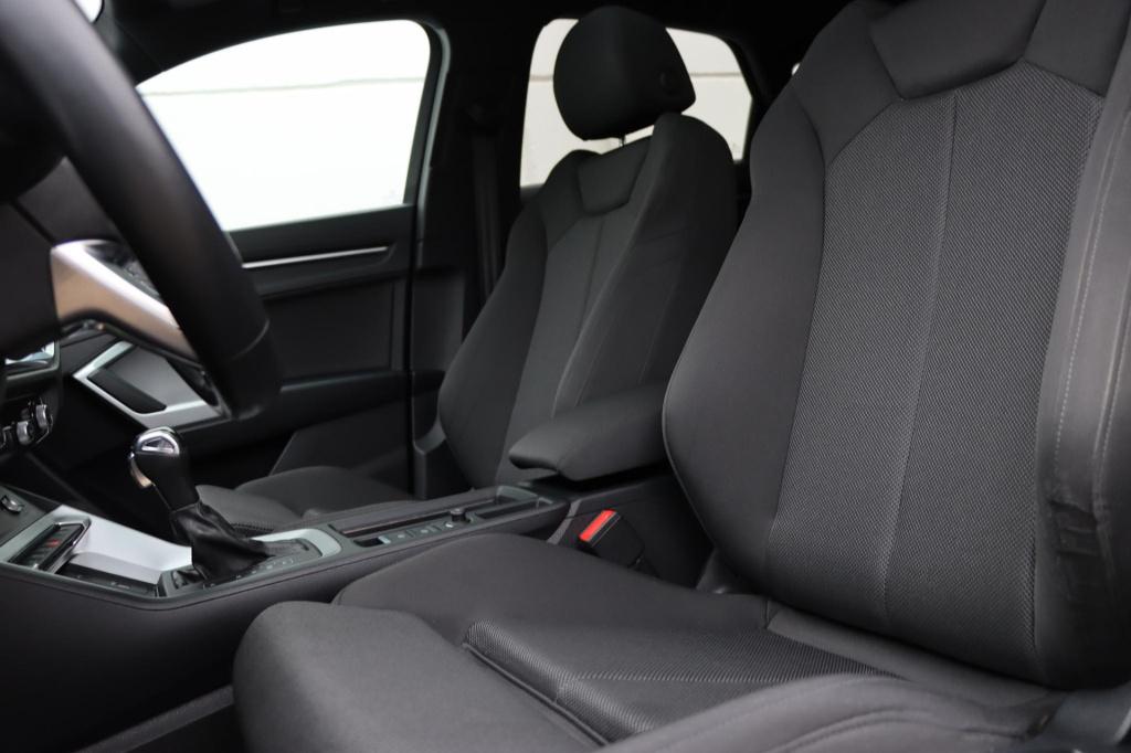 Audi Q3 sportback 35 tfsi pro line business 150pk s tronic