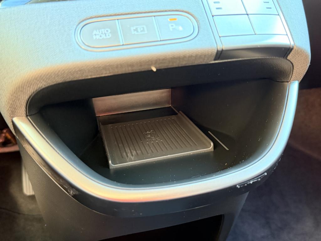Hyundai Inster evolve plus 49 kwh apple/android carplay | lm-velgen |stoelv