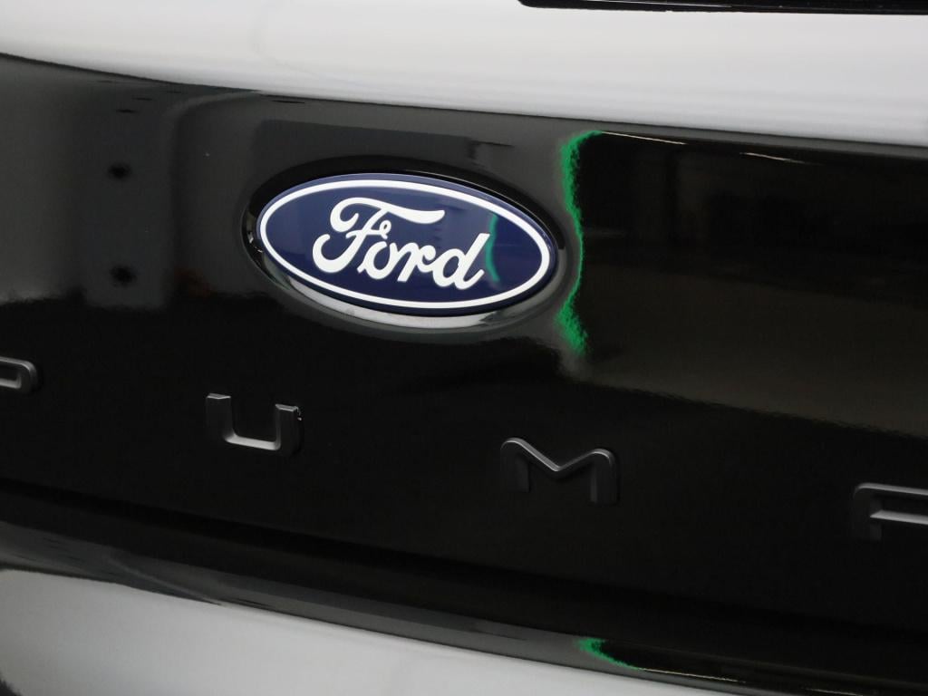 Ford Puma 1.0 ecoboost hybrid titanium