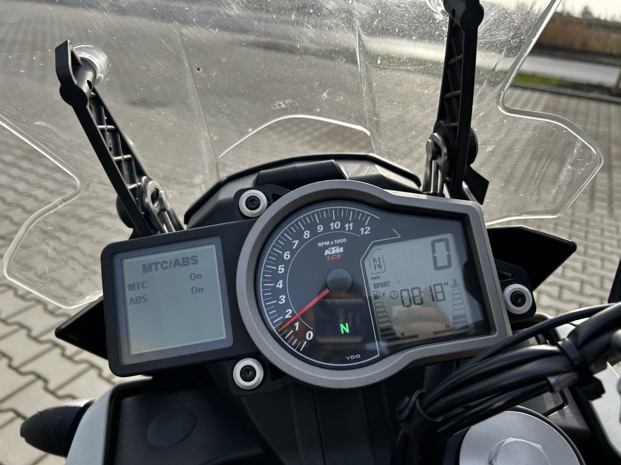 KTM 1050 Adventure/2015/ABS/A2