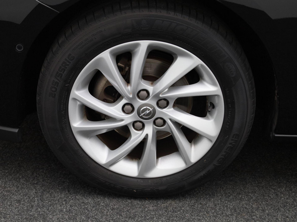 Opel Astra 1.4 innovation | lmv | dab | climate control | half leder | agr 
