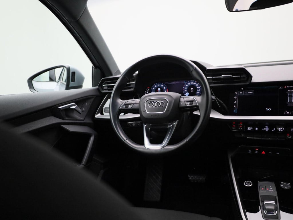 Audi A3 sportback 35 tfsi pro line | automaat | lmv | parkeer sensoren | pa