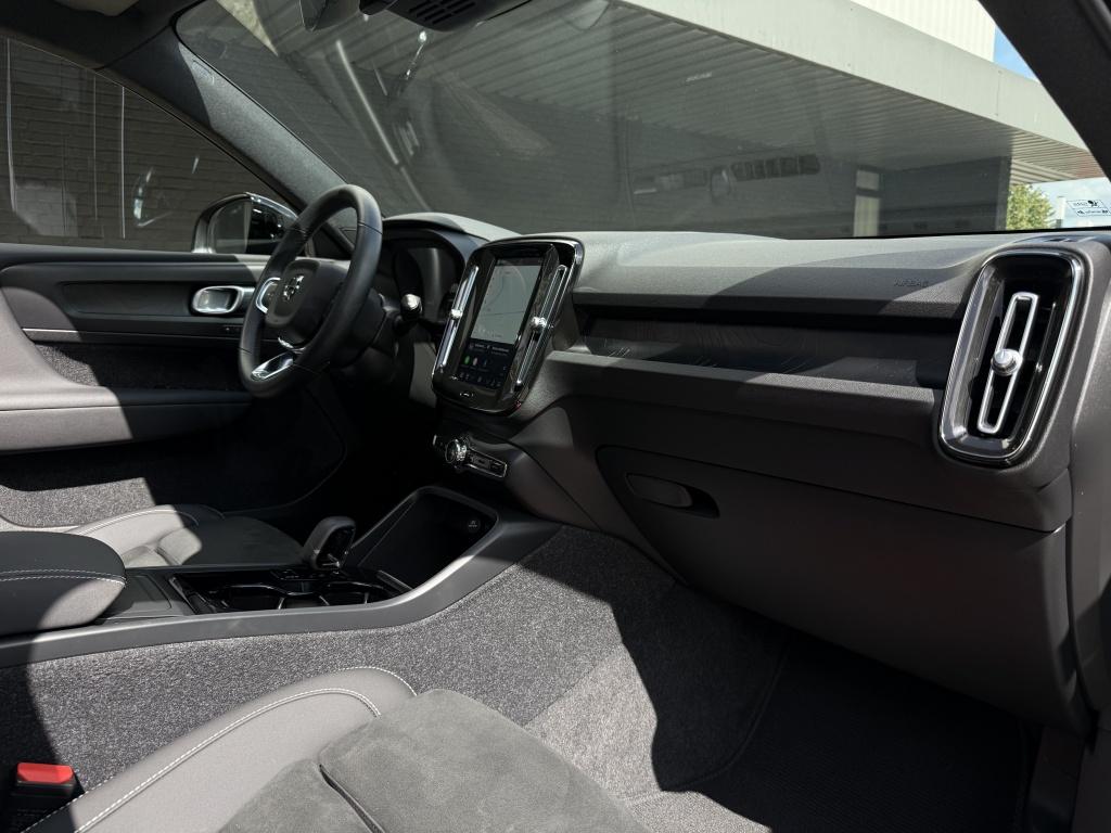 Volvo XC40 recharge pro