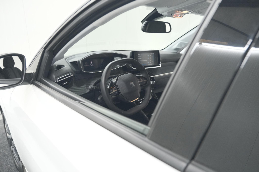 Peugeot 208 puretech 100 allure | adaptieve cruise control | camera | apple