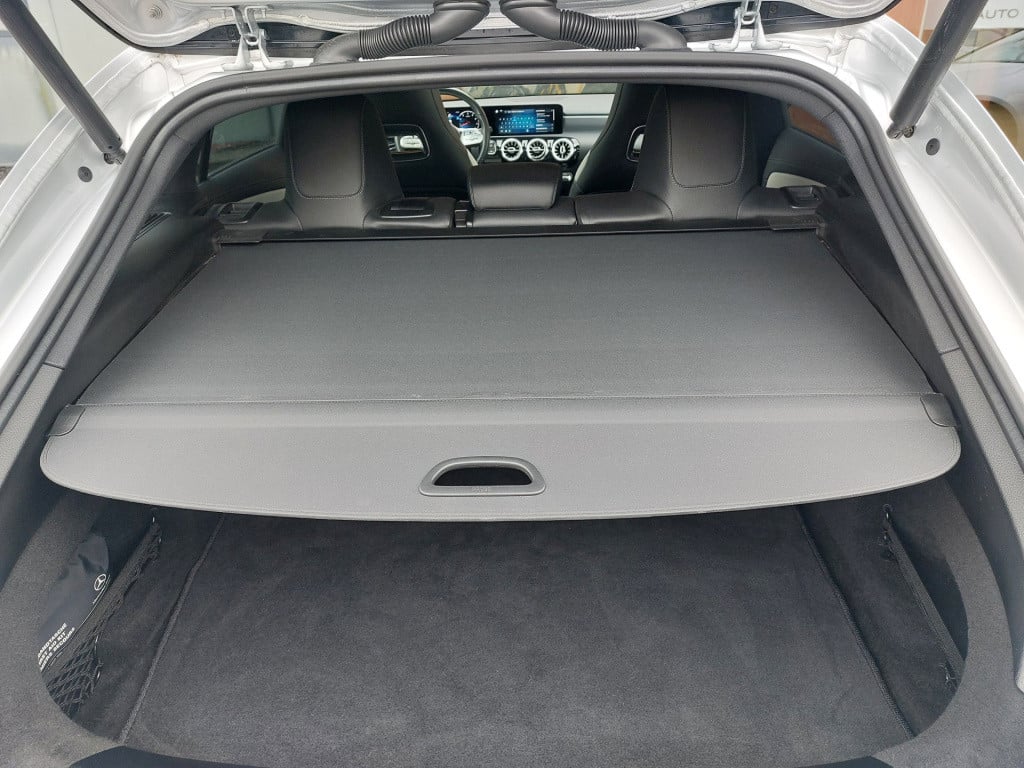 Mercedes-Benz Cla shooting brake 250 premium plus | zeer rijk uitgerust