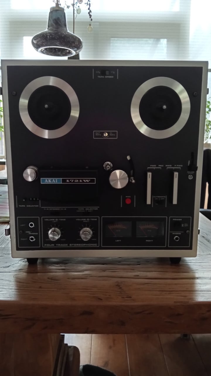Akai bandrecorder