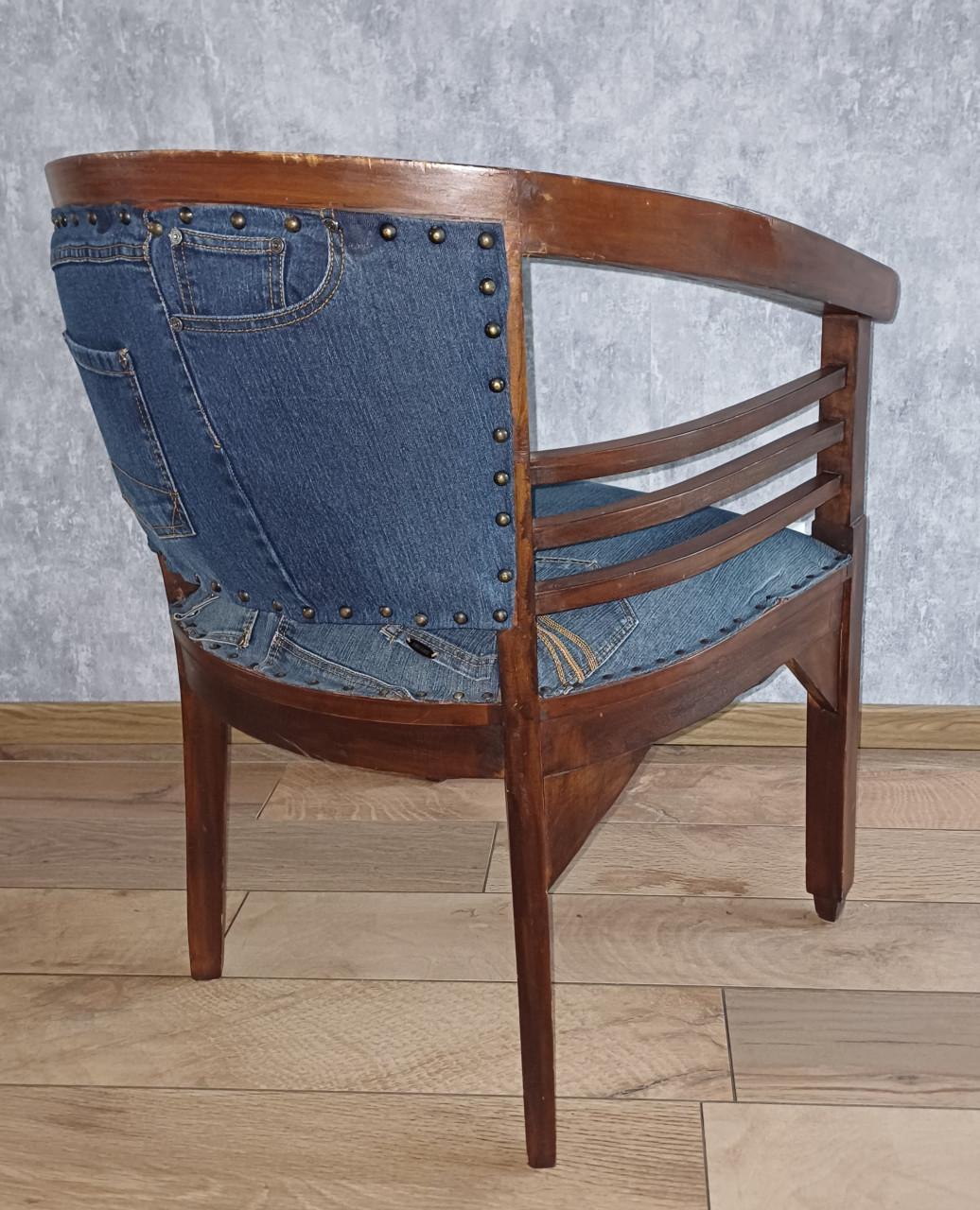 Stoelen in spijkerstof