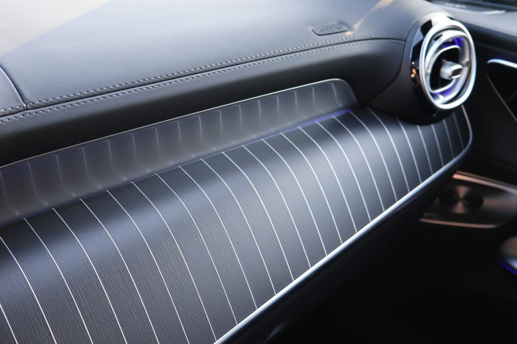 Mercedes-Benz Glc 300e 4matic amg line l techniek pakket l luchtvering l pa