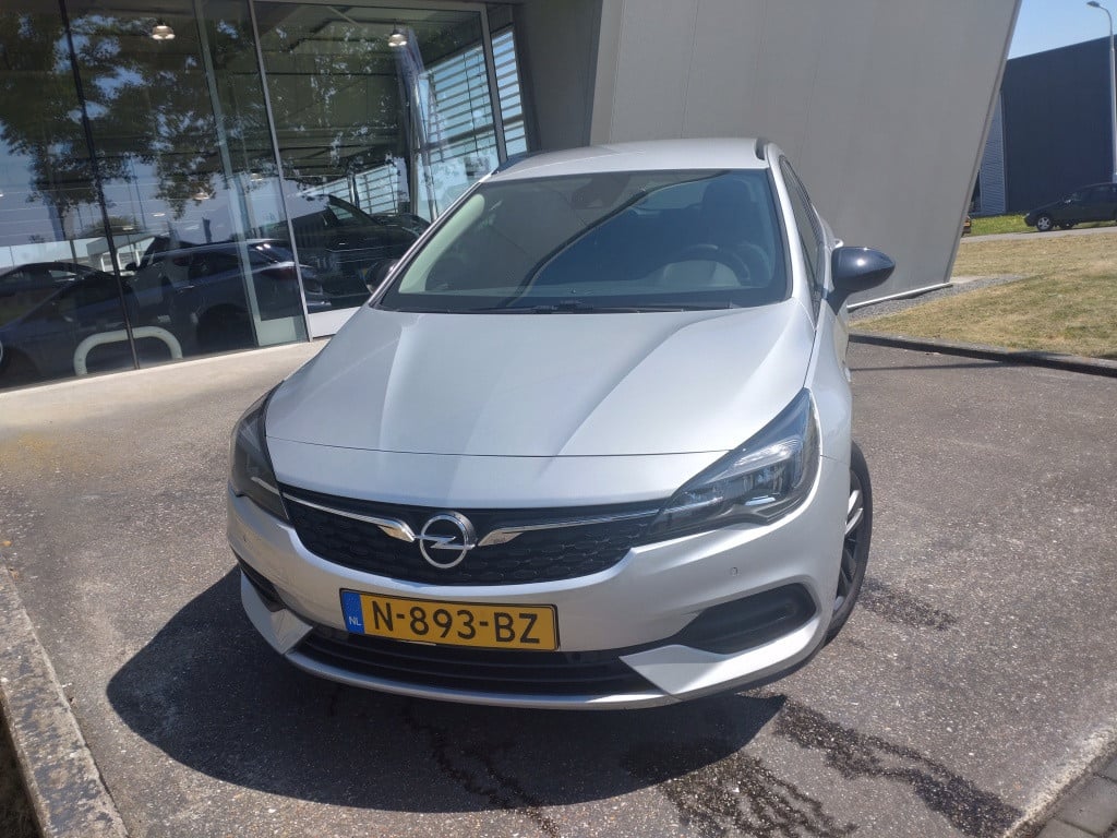 Opel Astra sports tourer 1.2 design&tech