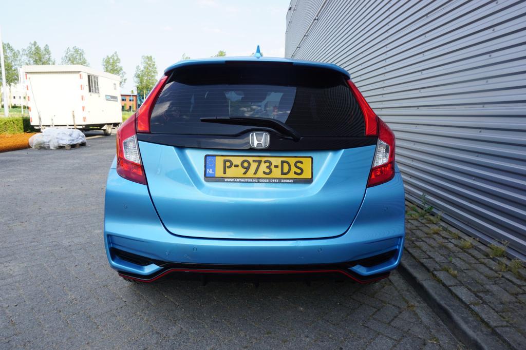 Honda Jazz 1.5 i-vtec dynamic airco / navi / cruise / stoelverw. / dab / ca