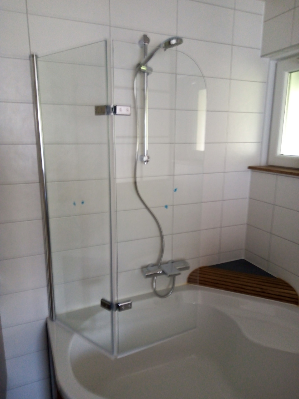 Douche/bad wand in 2 delen