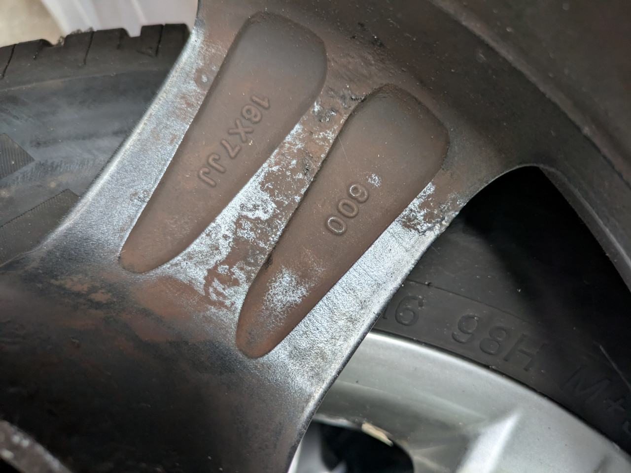 Subaru Forester wielen met 4 seizoenen banden