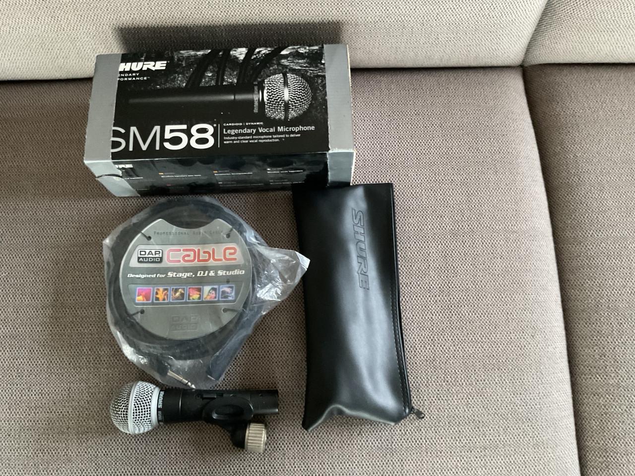Mic SM 58SE Shure + audiokabel DAP nieuw10 meter