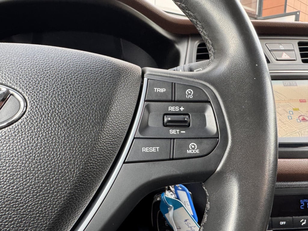 Hyundai I 20 1.2 hp i-motion comfort | trekhaak | navigatie | camera | park