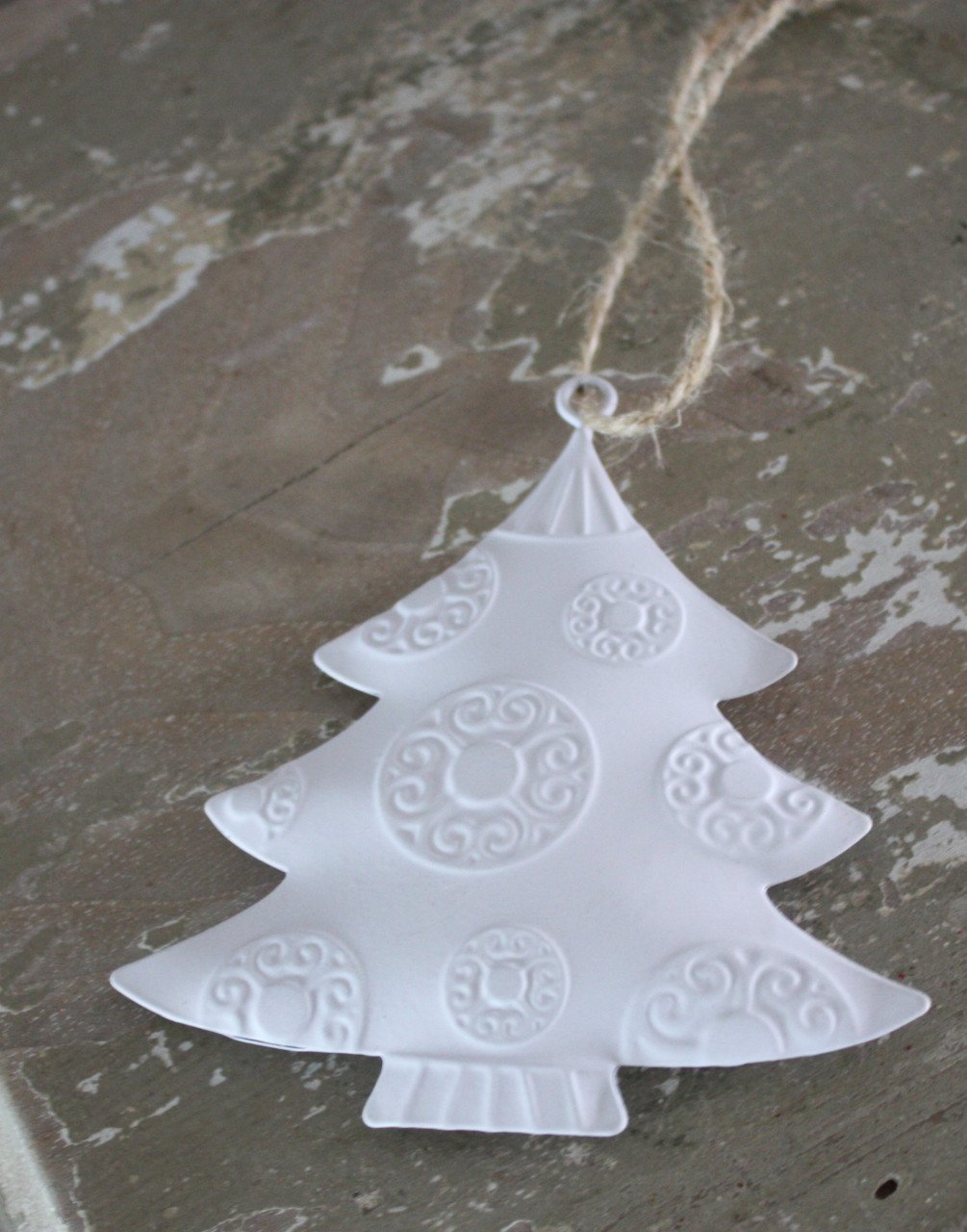 Witte metalen kerstboom hanger kerstboom