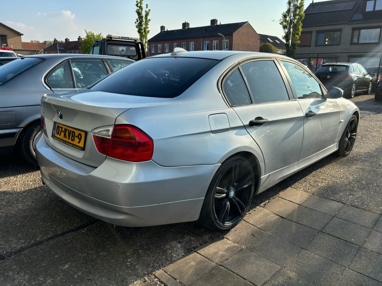 BMW 320i E90 2005 Benzine