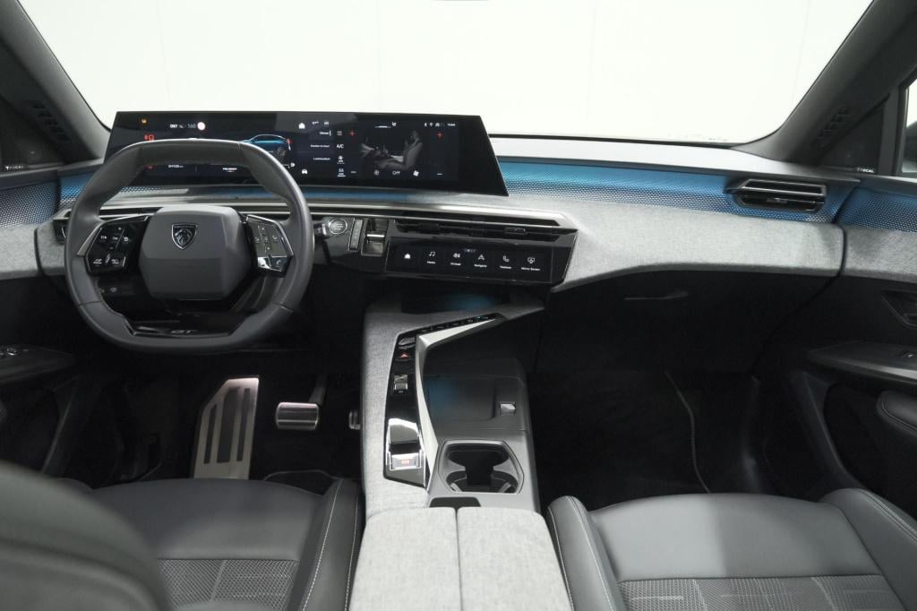 Peugeot 3008 1.2 hybrid 145 gt | panoramadak | focal hi-fi | 360 camera | e