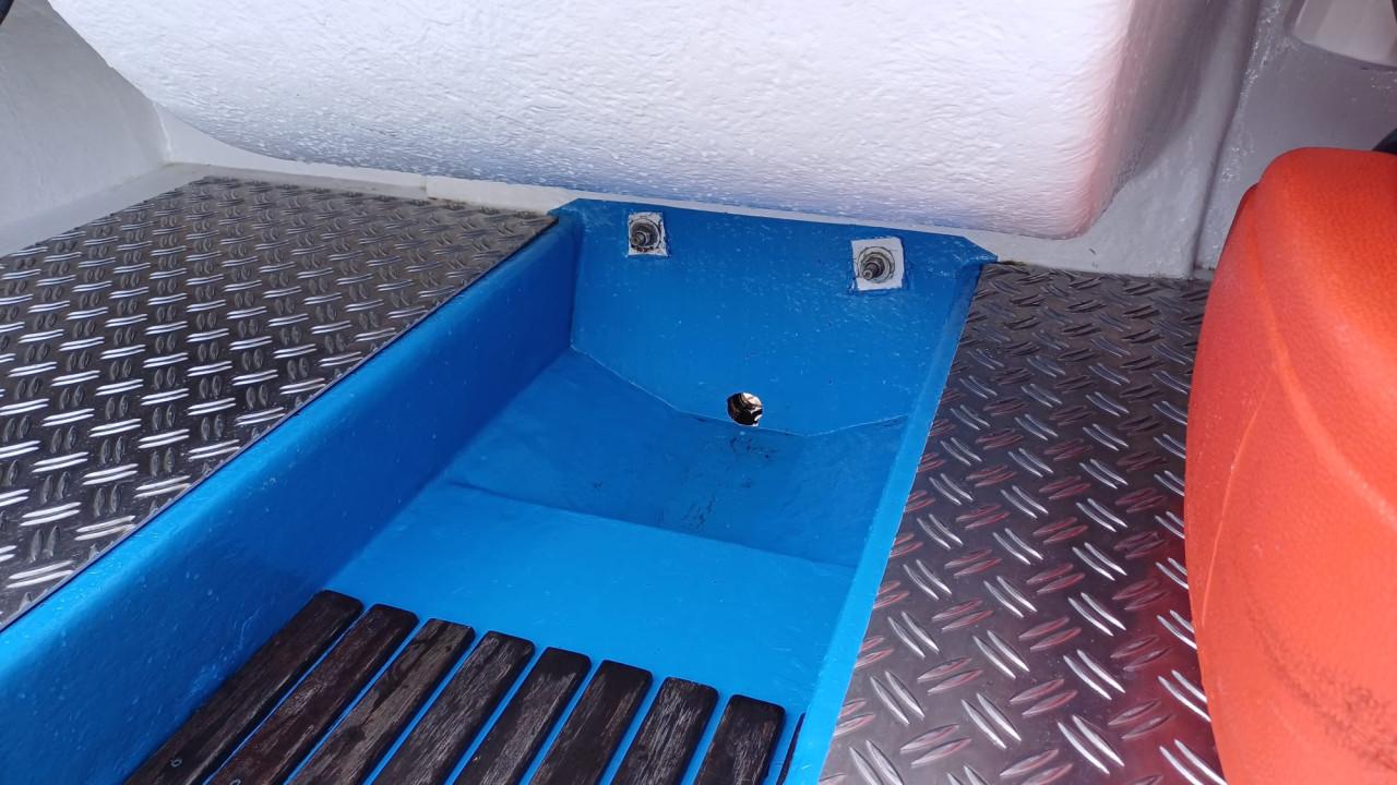 Kajuitboot met mariner 75pk