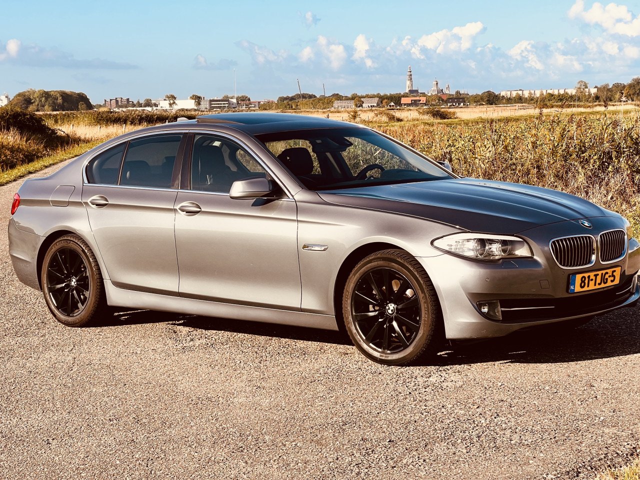 BMW 5-serie 523i High Executive Schuifdak/Leder
