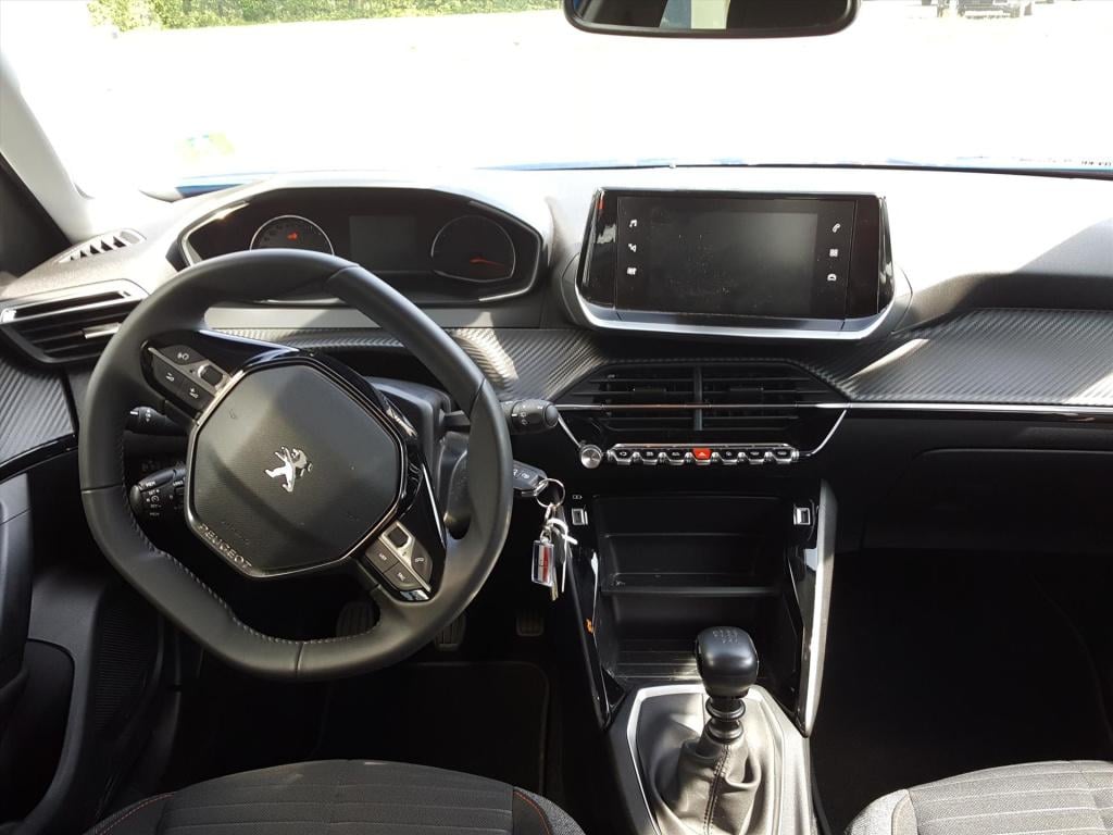 Peugeot 2008 1.2 puretech 100pk active | navigatie | bt | camera achter | p
