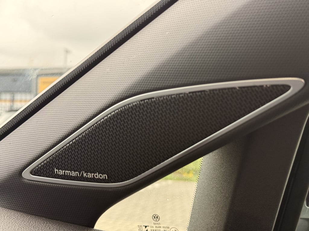 Volkswagen Golf 2.0 tsi r 4motion performance nurburgring edition | akrapov