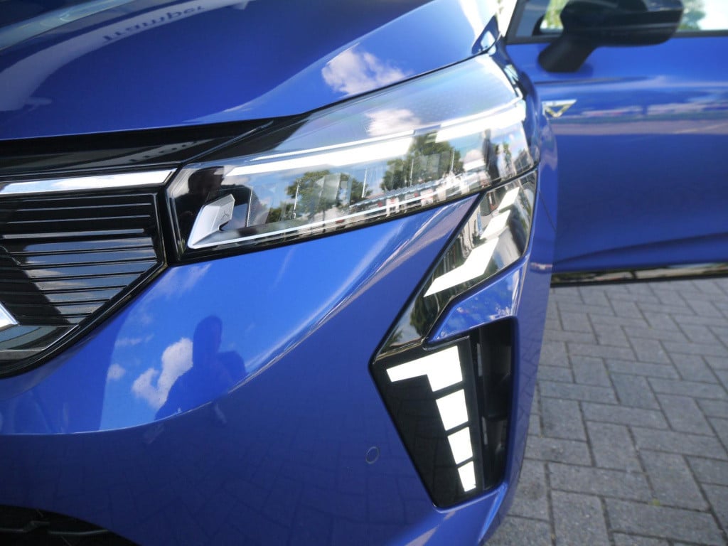 Mitsubishi Colt 1.6 hev intense