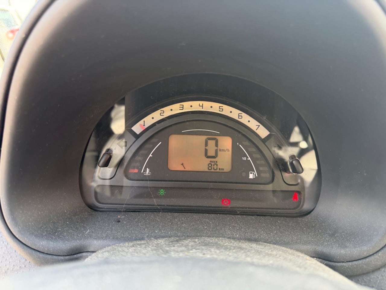 Citroen C3 1.4i Attraction NWE APK bij aflevering/Airco/CruiseC/5Deurs