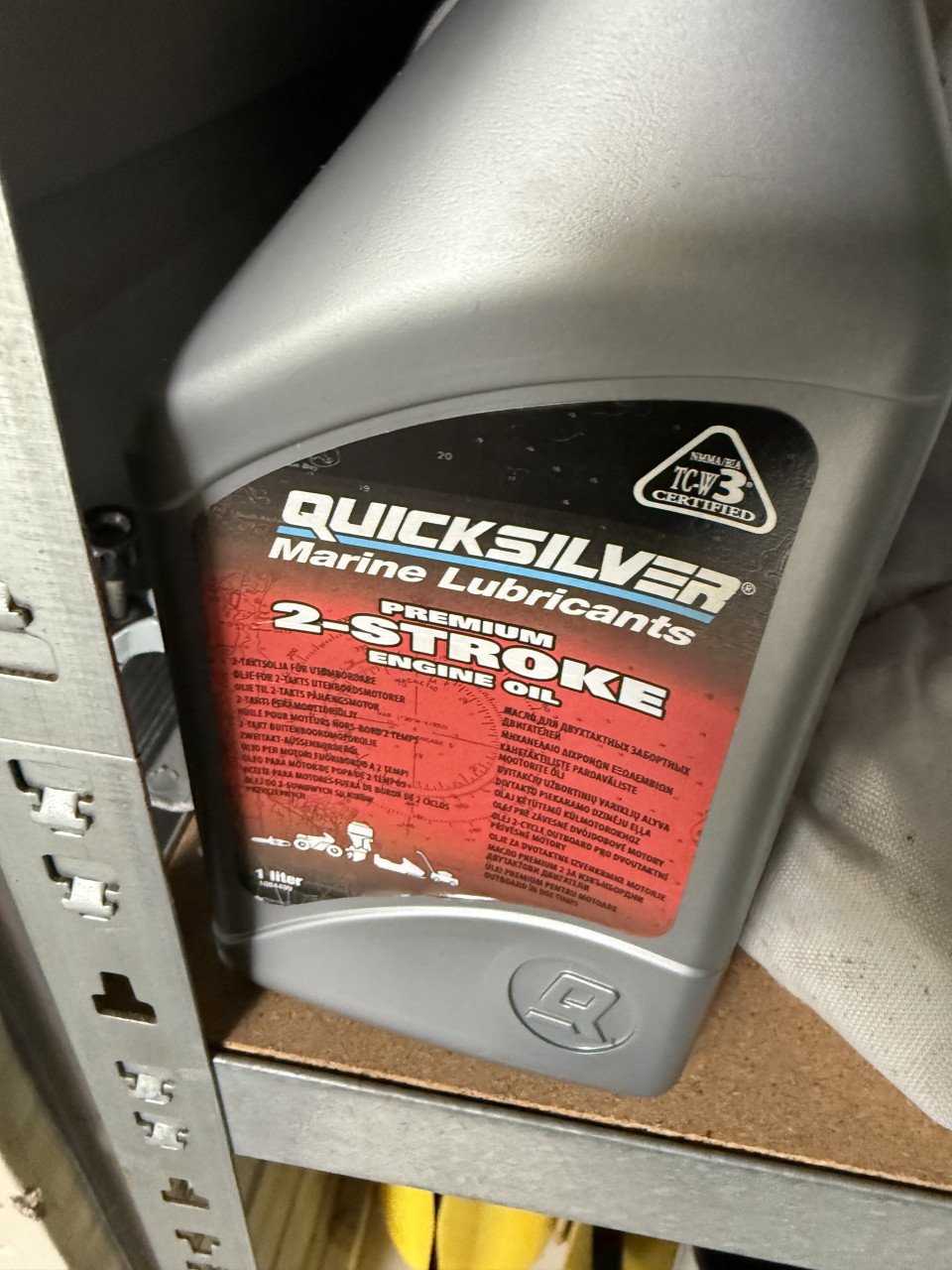 Johnson 8pk buitenboordmotor – Betrouwbare kracht op het water!