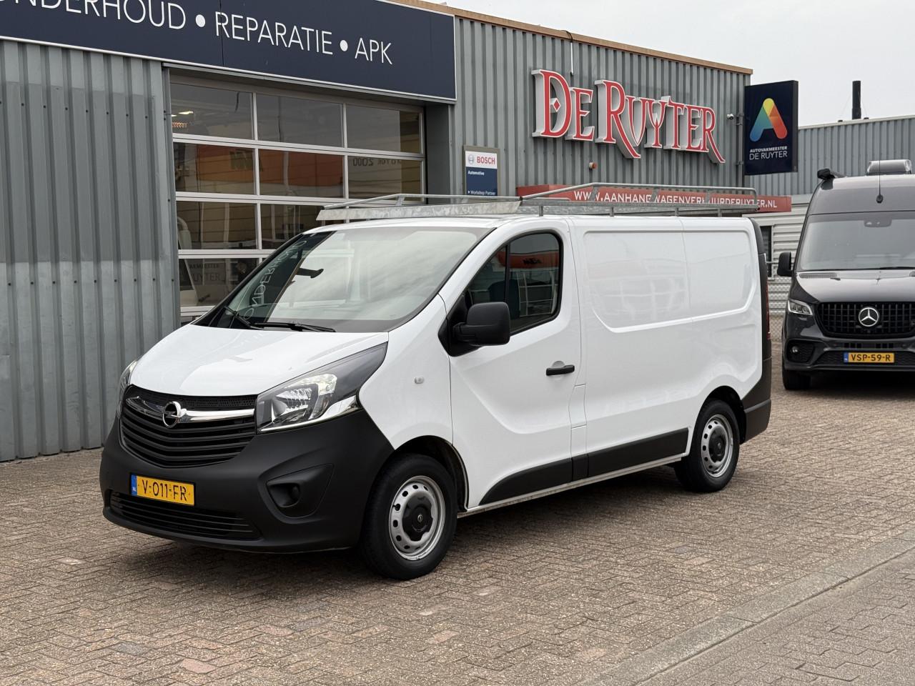 Opel Vivaro - 1.6 CDTI L1H1 Edition | Imperiaal | Trekhaak | 3 zits