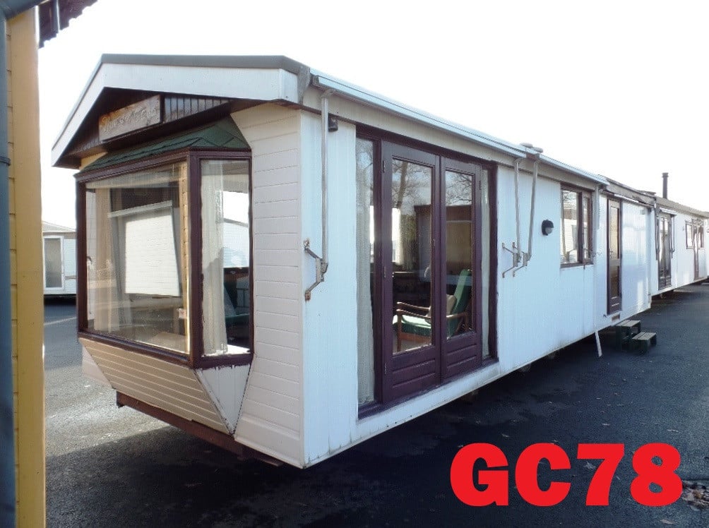 Diverse modellen chalets met retro inrichting te koop