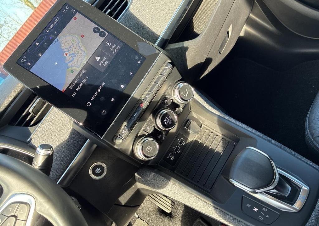 Renault Zoe r135 intens 52 kwh