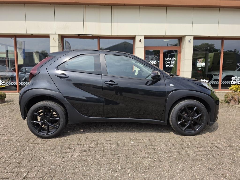 Toyota Aygo x 1.0 vvt-i mt play | adap cruise contr| nap | nieuwe velgen & 