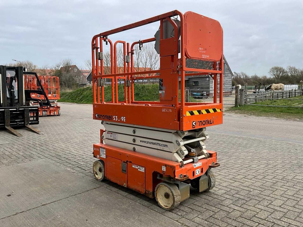 Snorkel schaarhoogwerker werkhoogte 7.8 meter 2019