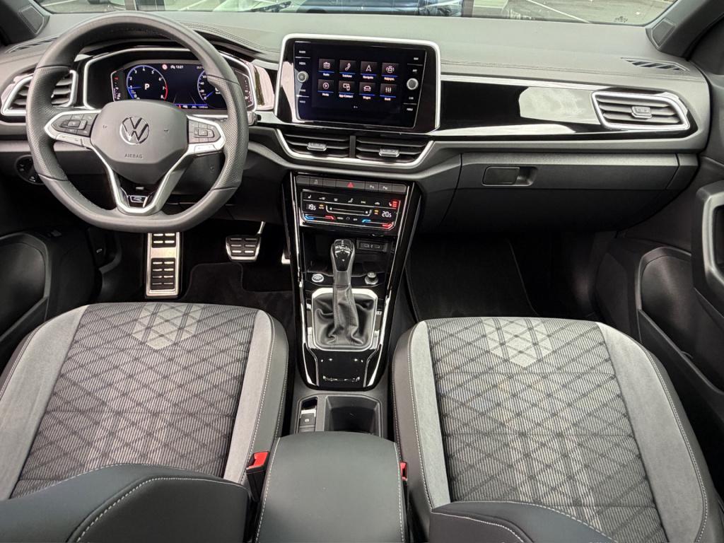 Volkswagen T-roc 1.5 tsi 150pk dsg r-line | trekhaak | camera | keyless | e