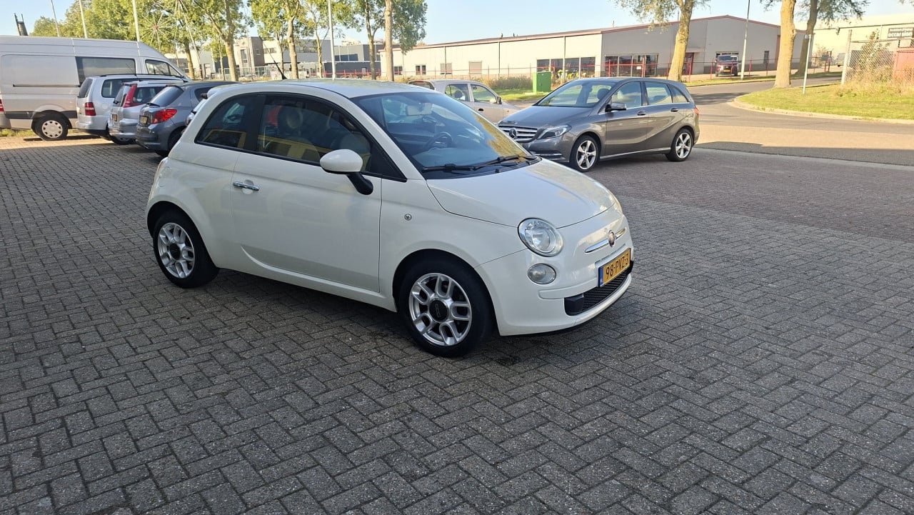 Fiat 500 1.2 sport Automaat bj:2011 airco lm-velgen i.z.g.st