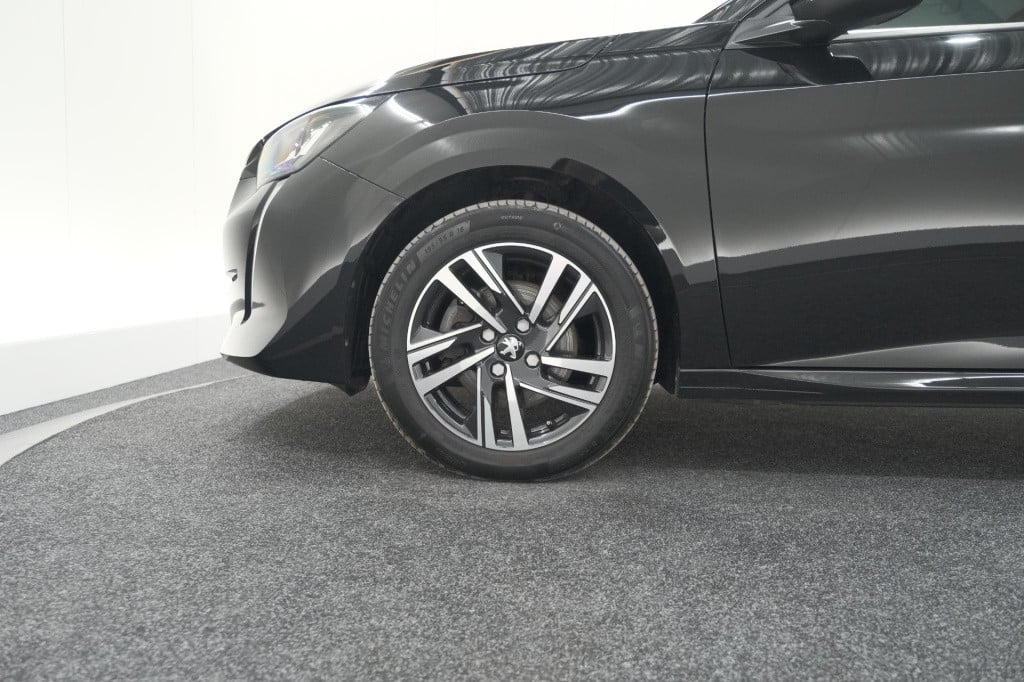 Peugeot 208 puretech 100 allure pack | camera | adaptieve cruise control | 