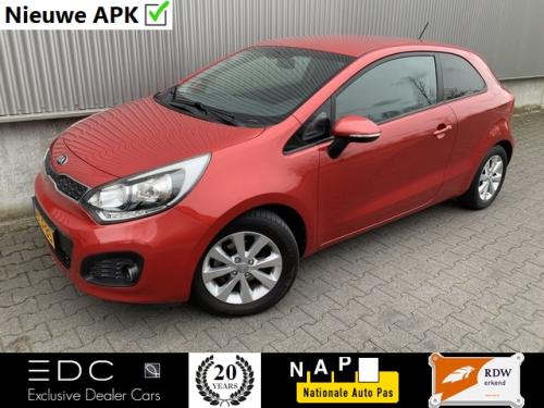 Kia Rio 1.2 cvvt navi | clima | cruise | parkeersensoren | trekhaak | nap e