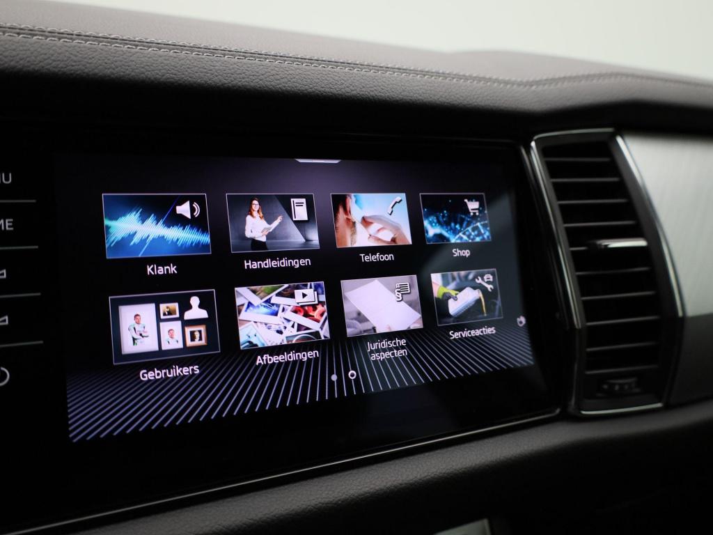 Skoda Kodiaq 1.5 tsi business edition | automaat | trekhaak | navigatie | a