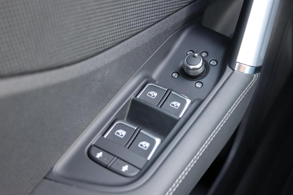 Audi Q2 35 tfsi s edition 150pk s tronic | full options