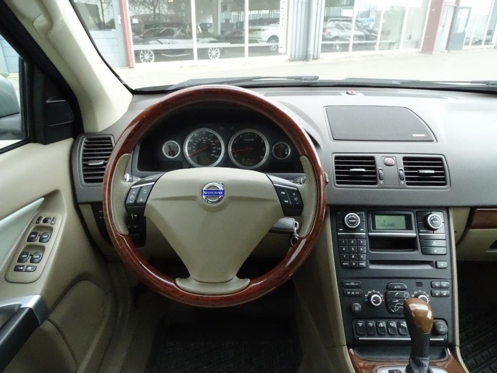Volvo XC90 4.4 v8 executive edition 7-persoons | pano | stoeverwarming | me