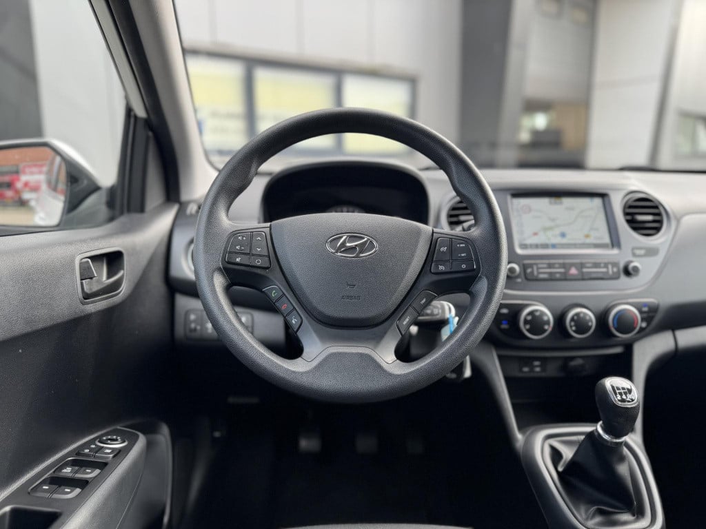Hyundai I 10 1.0i comfort navigation pack | apple carplay/android auto | cr