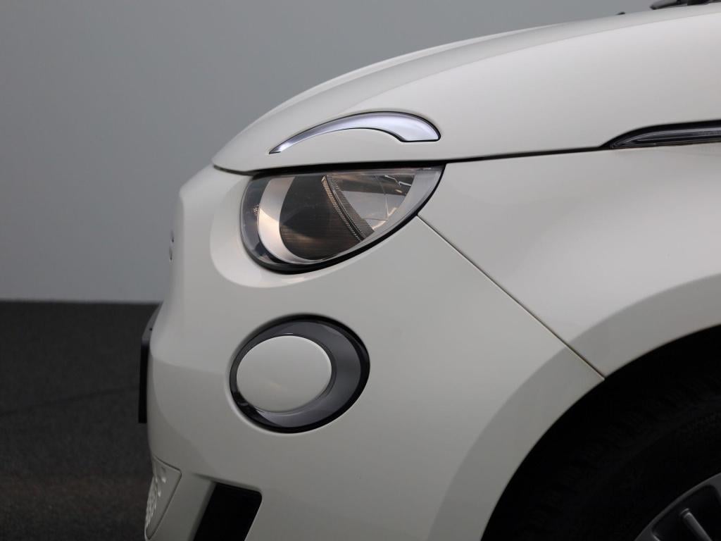 Fiat 500e icon 42 kwh | panoramadak | apple carplay / android auto | climat