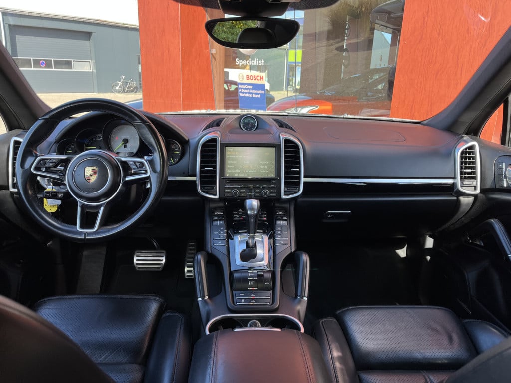 Porsche Cayenne 3.0 v6 s e-hybrid sport-design | pano | 21'' lmv | luchtver