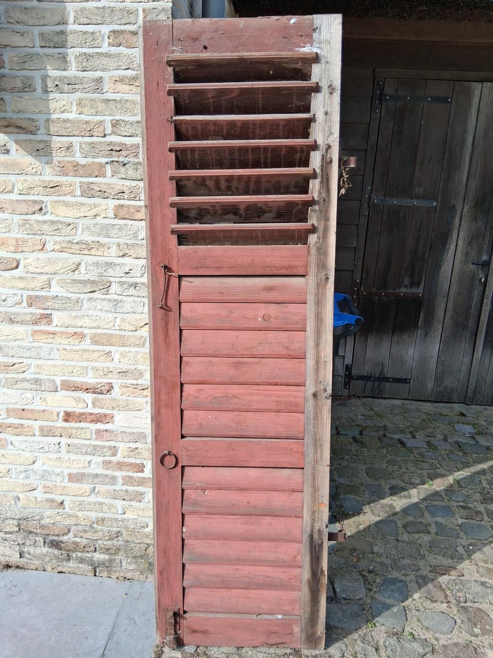 Antieke houten louvre deur als decoratie, 60 cm breed, 203 cm hoog