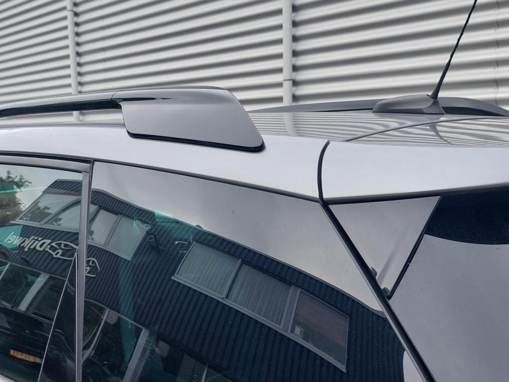 Citroen C3 Aircross suv 110 shine navi/clima/cam/trehaak