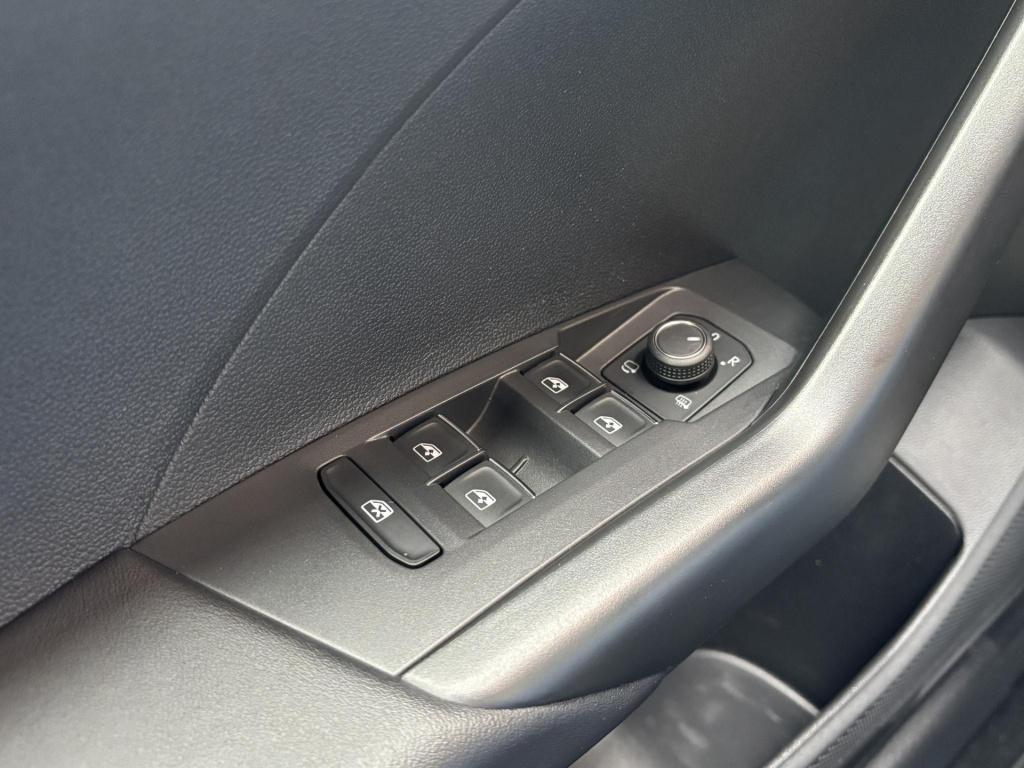 Volkswagen T-cross 1.5 tsi style