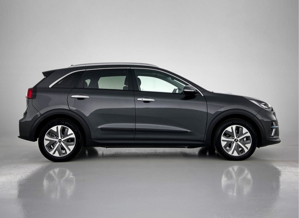 Kia E-niro dynamicplusline 64 kwh | schuif-/kanteldak |