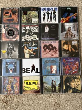 Partij diverse populaire cd's (circa 100 stuks)