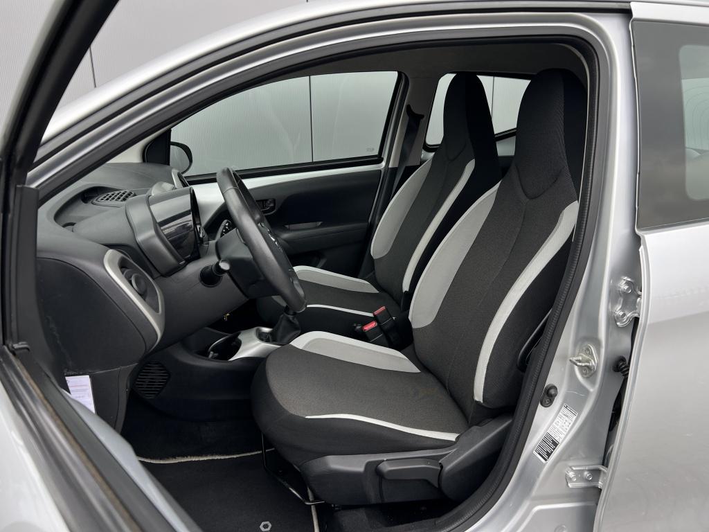 Toyota Aygo 1.0 vvt-i x-fun | nl auto | dealeronderhouden