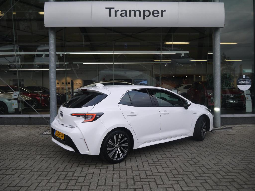Toyota Corolla 1.8 hybrid dynamic|rijklaar